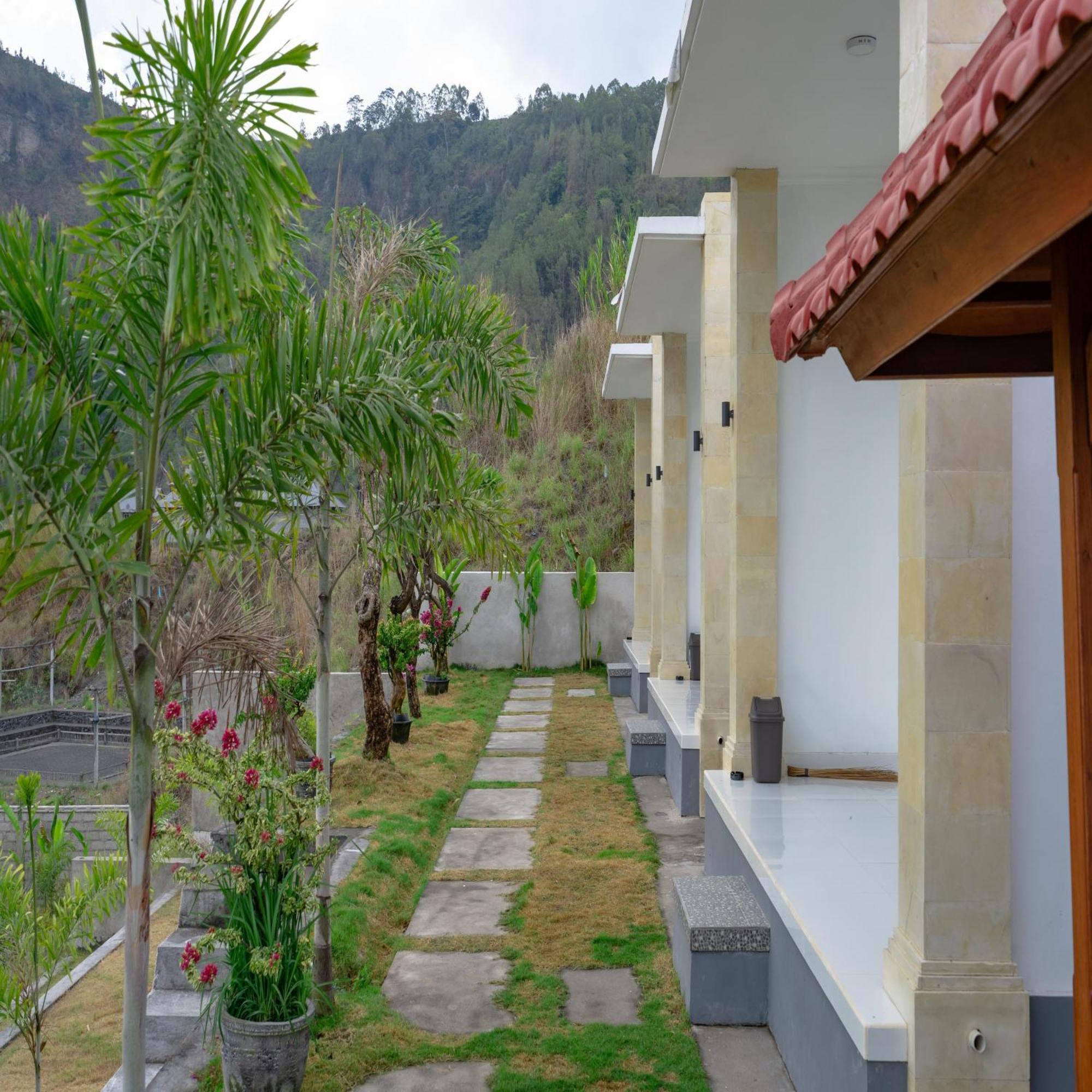 Batur Kencana Villa Mitra Reddoorz Baturaja  Zewnętrze zdjęcie